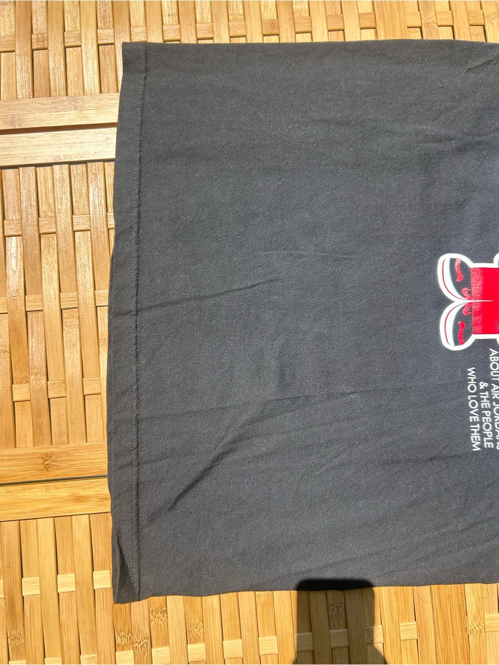 🔥3/$8- Jordan Heads Black & Red Graphic Tee - Unbranded - Picture 7 of 9
